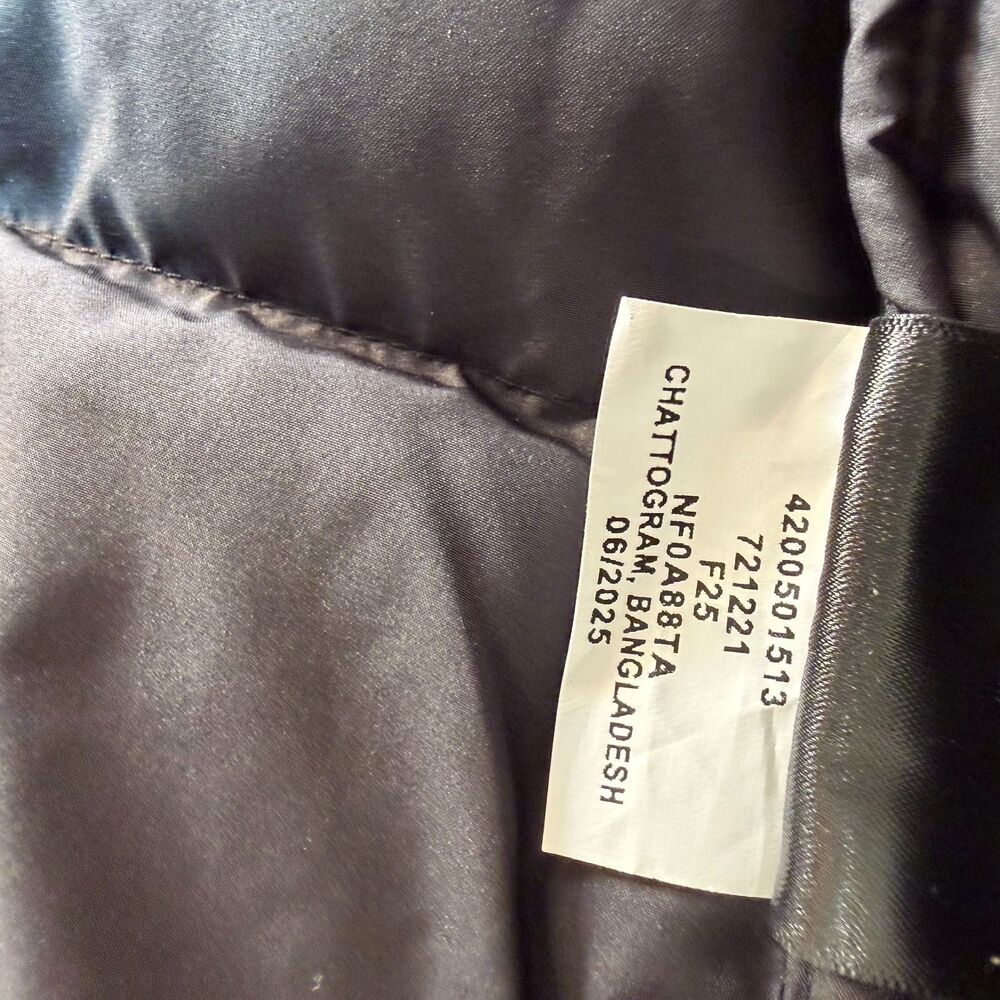 The North Face Women’s Aconcagua Down Parka Black Hooded Size Small NWT - Picture 11 of 14